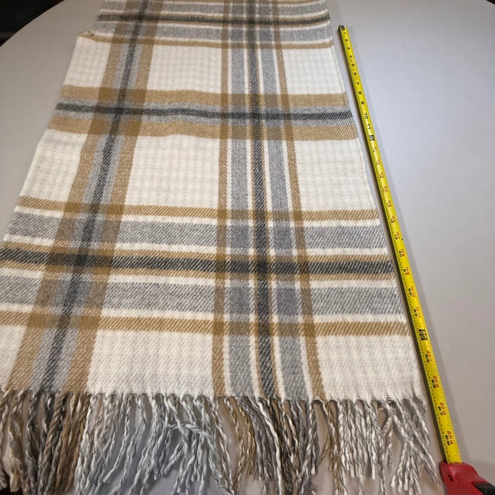 Chicos Reversible Plaid Houndstooth Shawl Cape Poncho Wrap Fringe Tan Grey OS - Picture 9 of 10